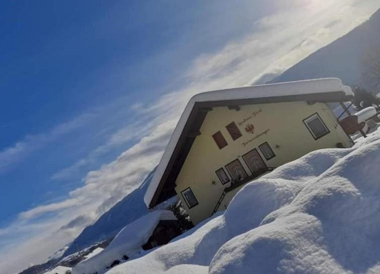 Landhaus Tirol Hotell Presseggersee Eksteriør bilde